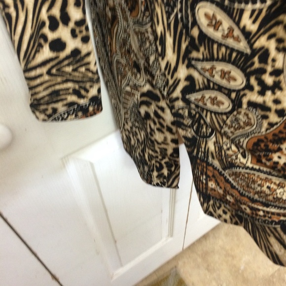 Ruby Rd Top - Picture 4 of 7